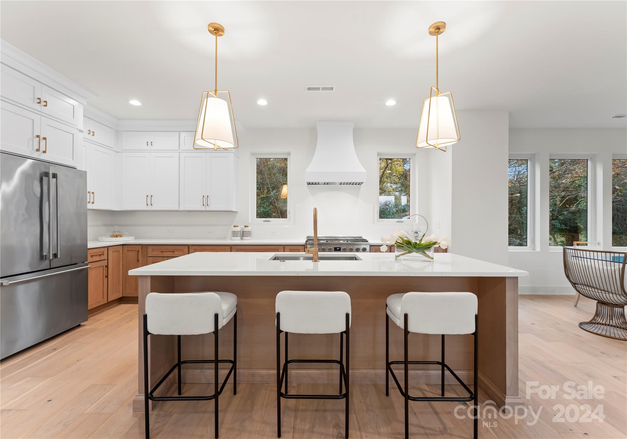 2907 Hilliard Drive