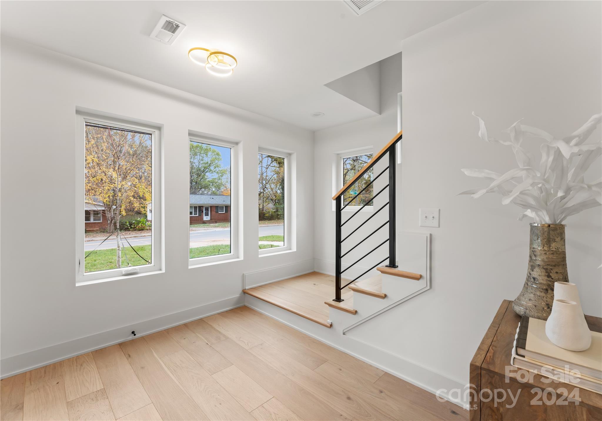 2907 Hilliard Drive