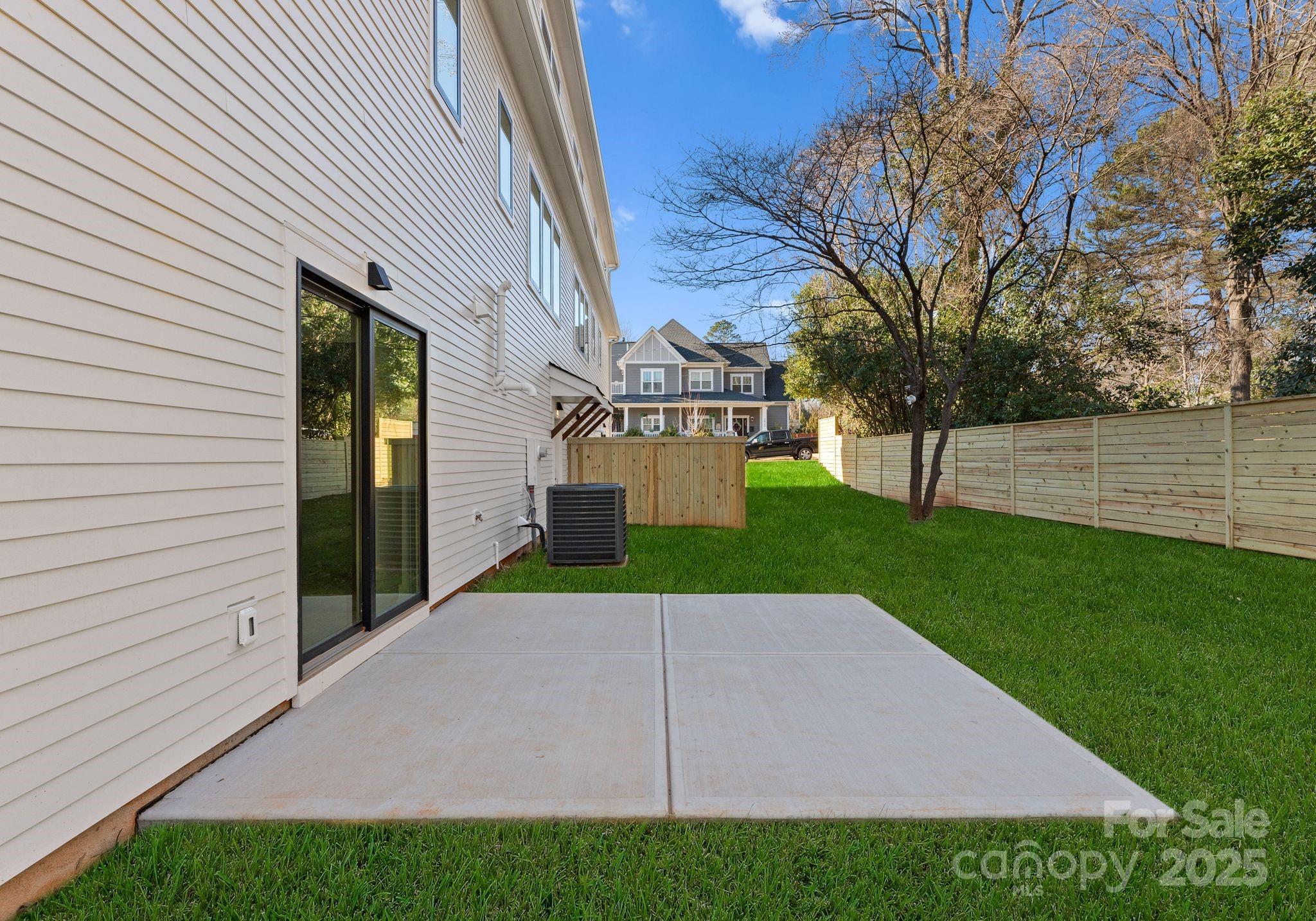2911 Hilliard Drive