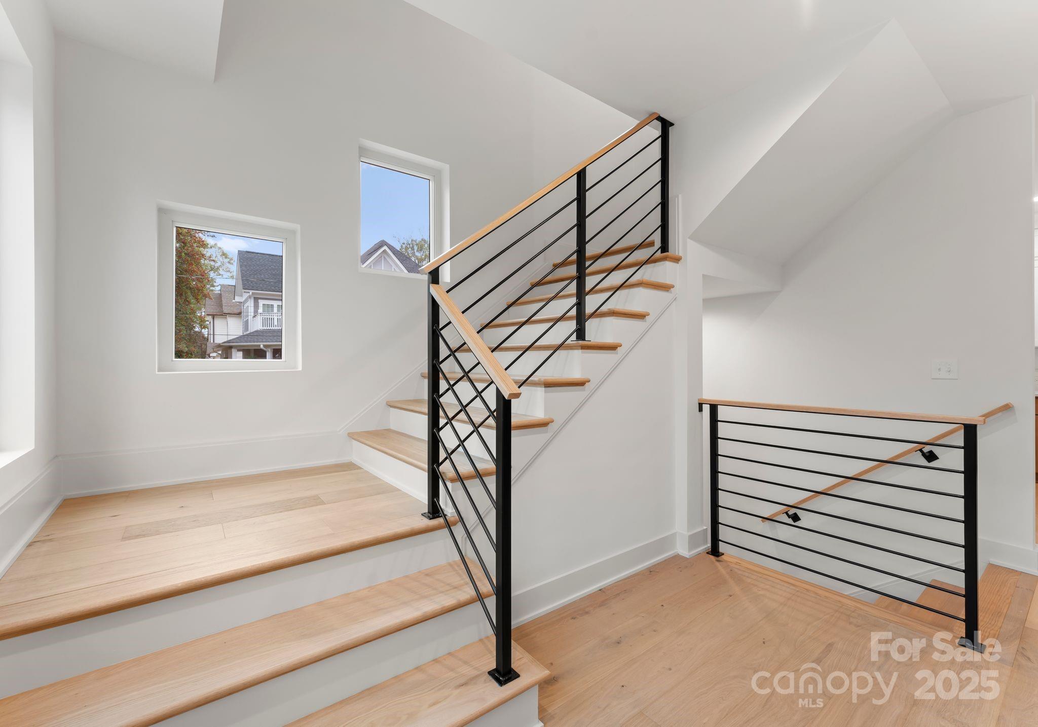 2911 Hilliard Drive