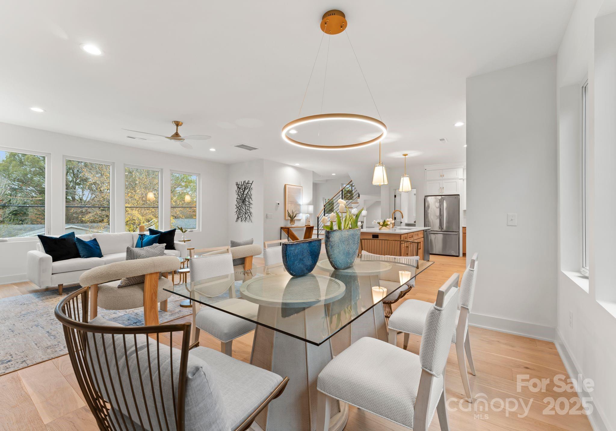 2911 Hilliard Drive