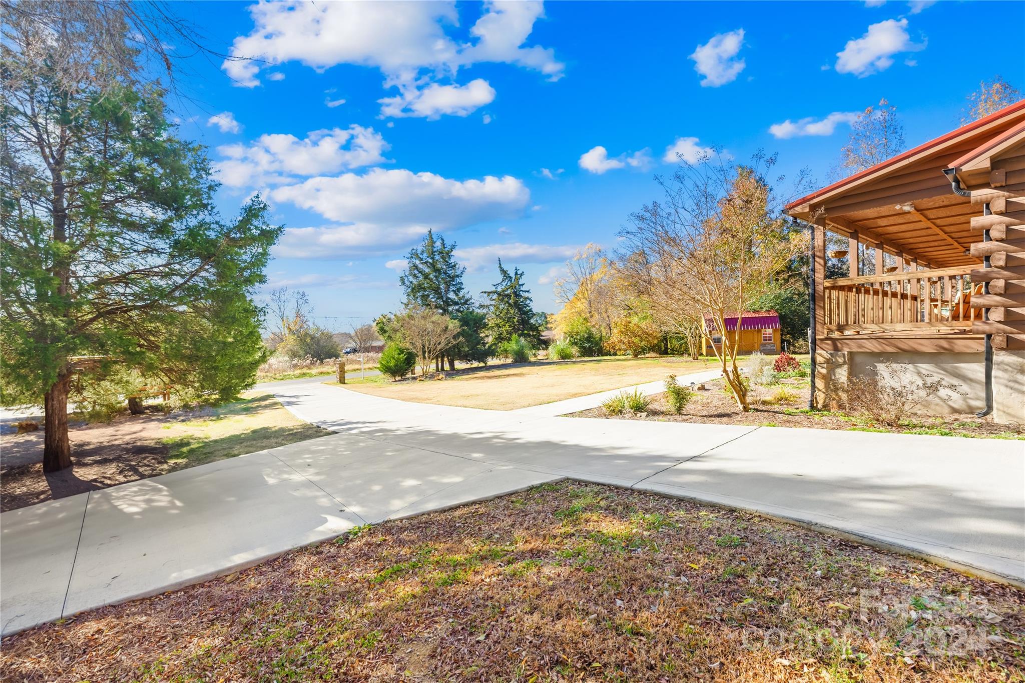 27311 Hedge Road