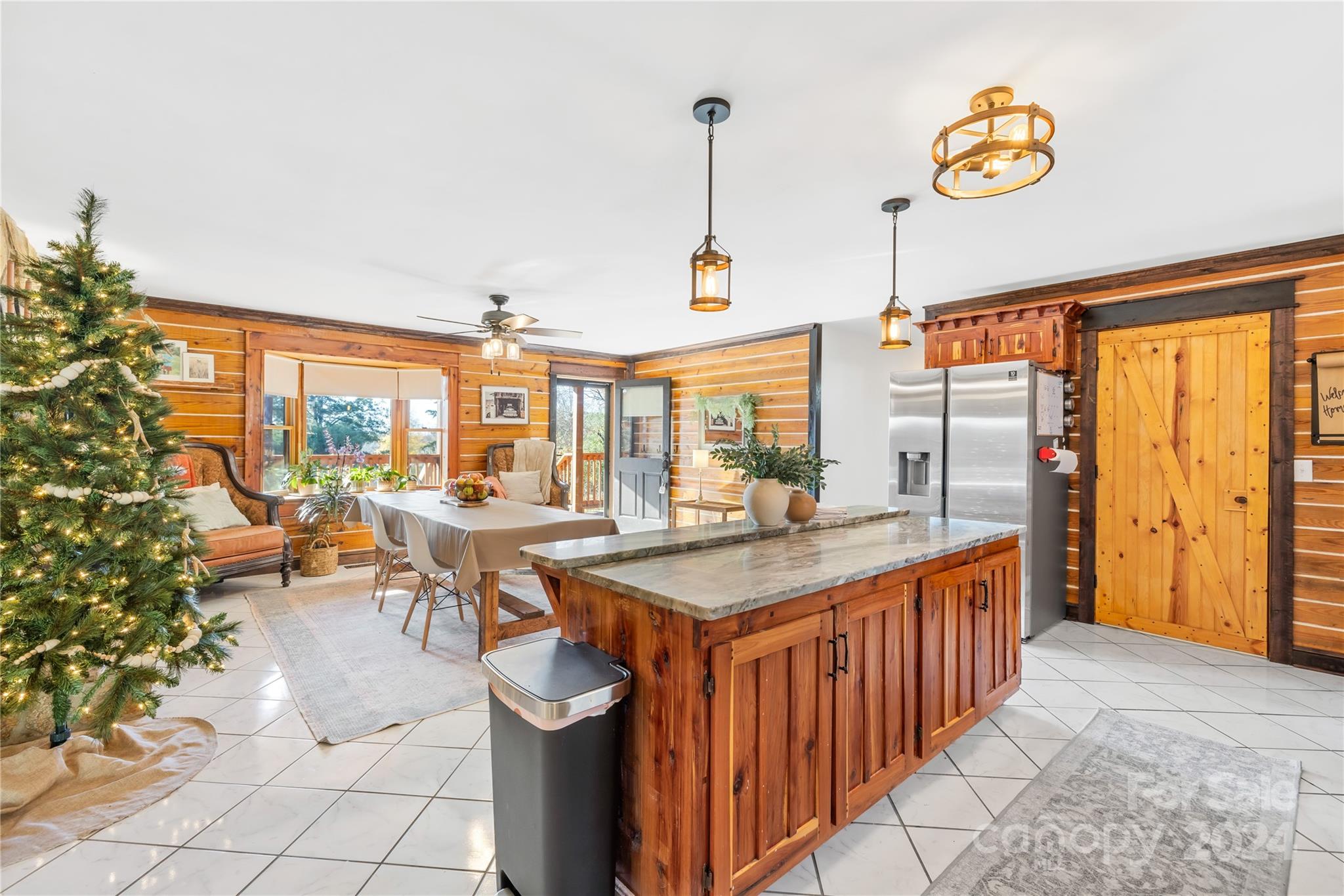 27311 Hedge Road
