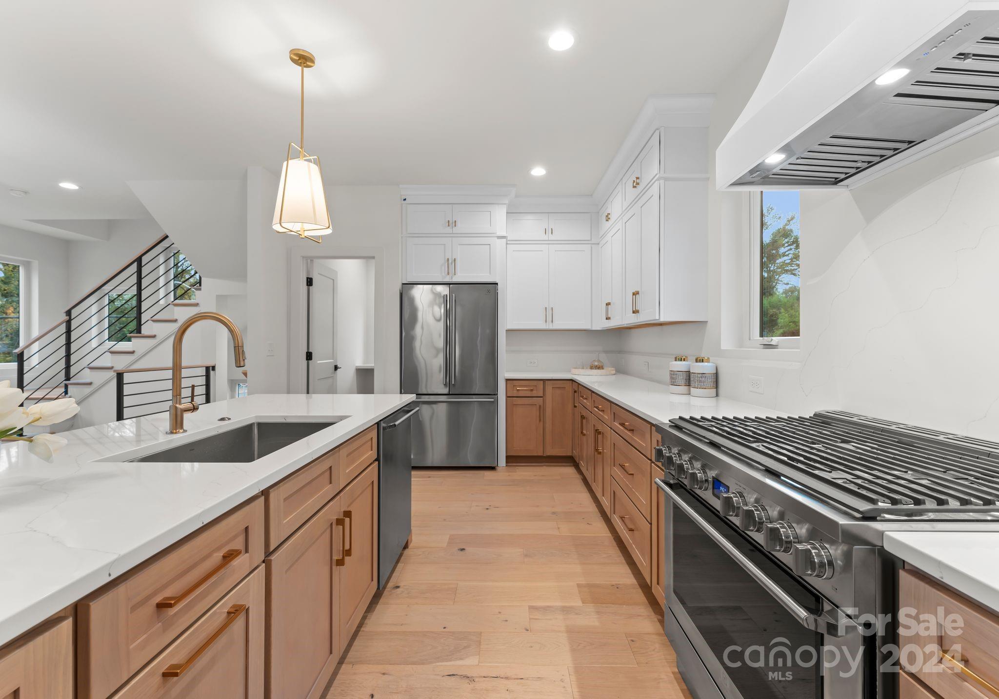 2903 Hilliard Drive
