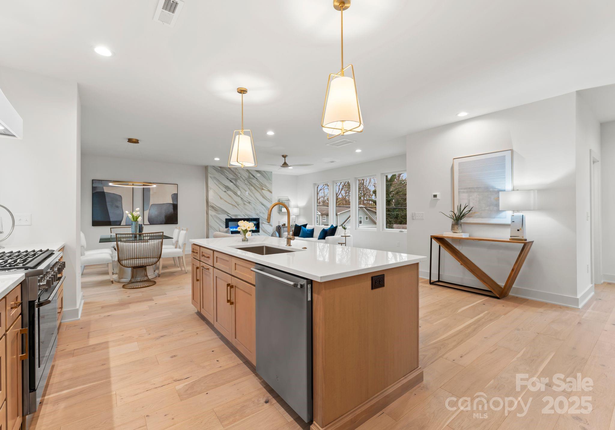 2915 Hilliard Drive