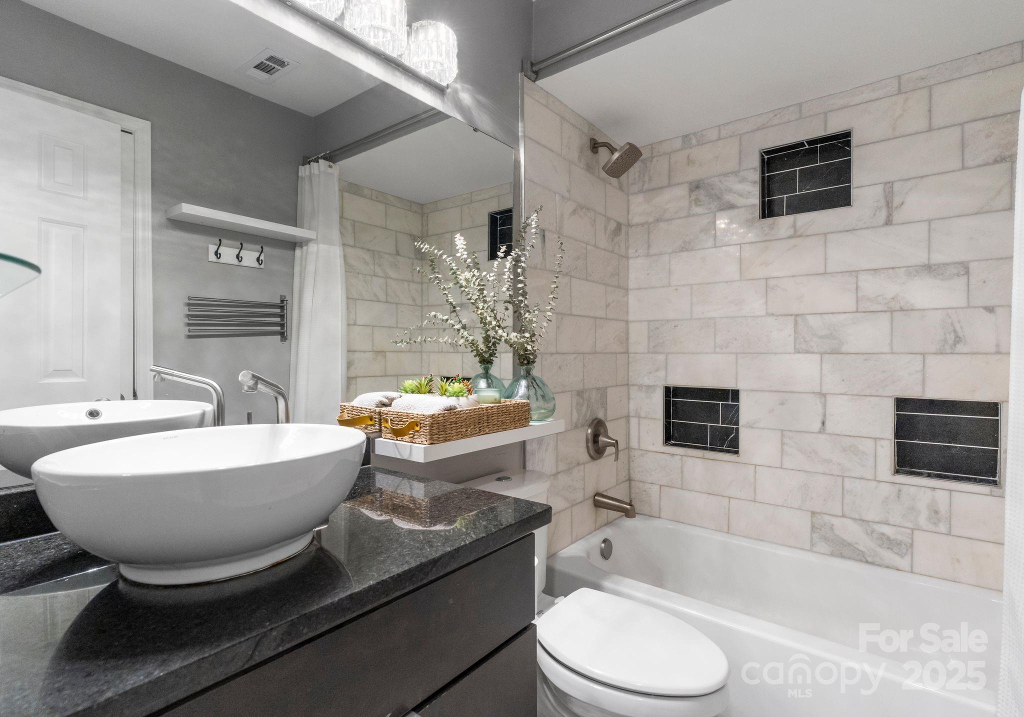 529 N Graham Street Unit: 2G
