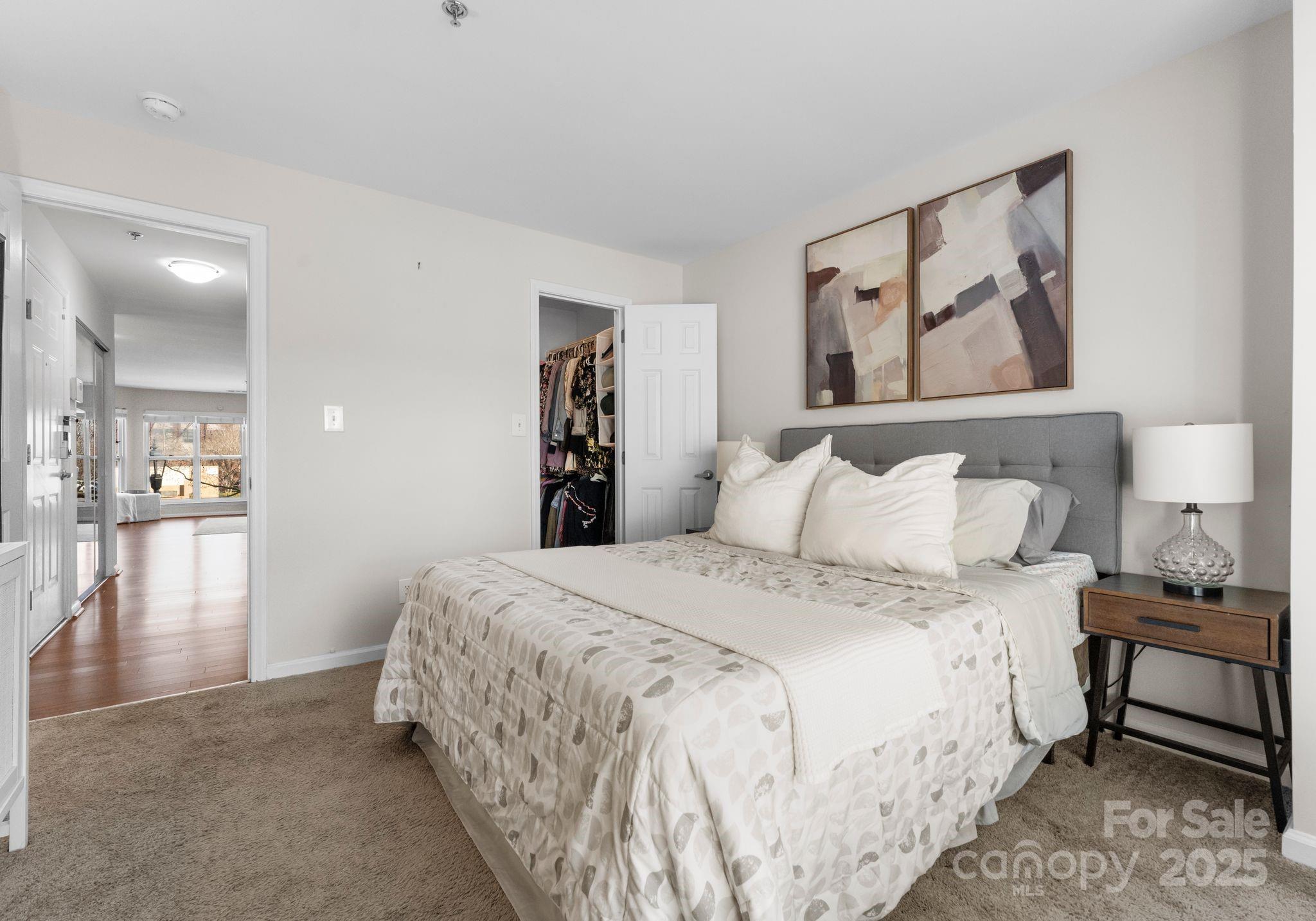 529 N Graham Street Unit: 2G
