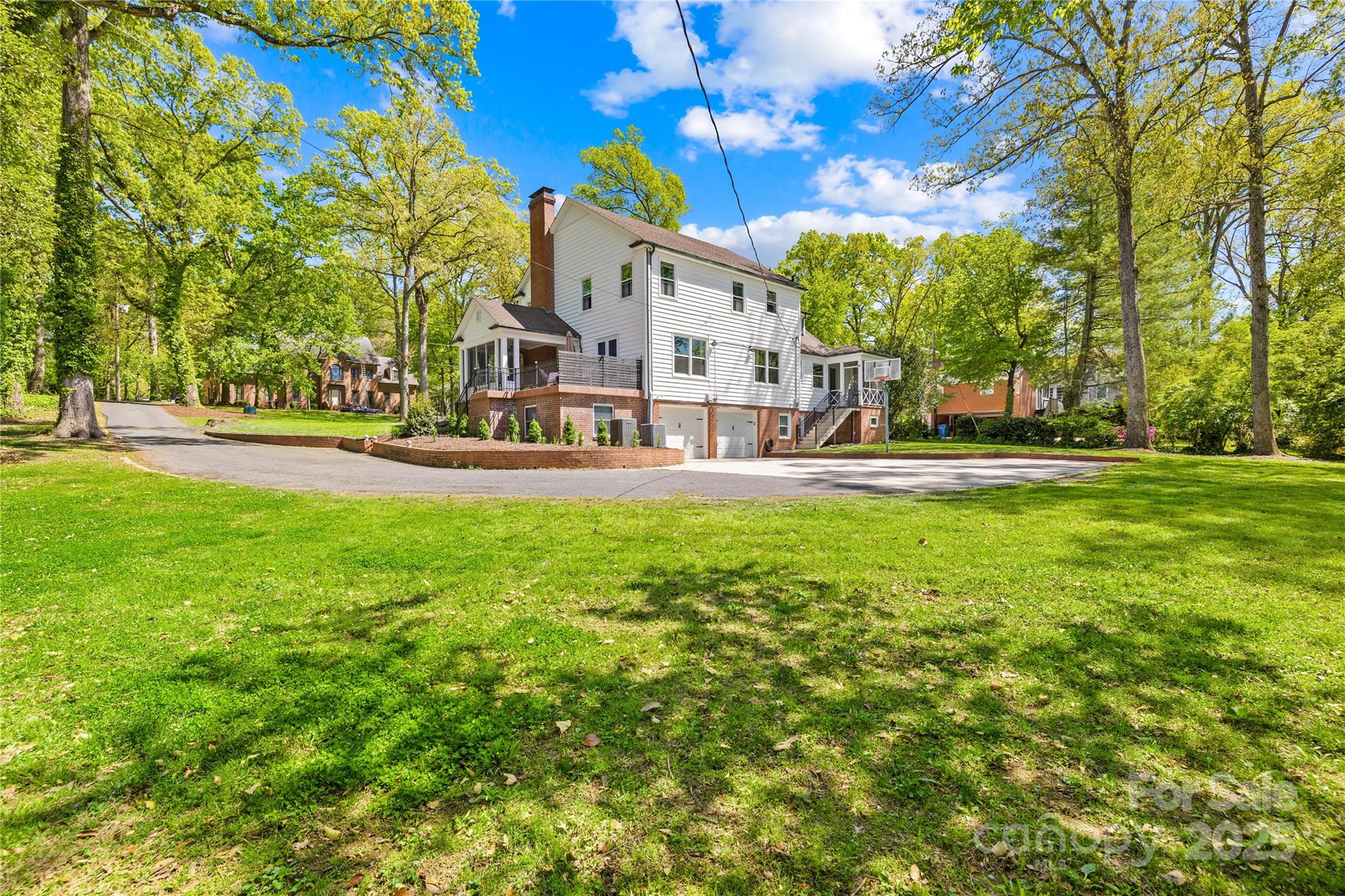 621 N 9th Street