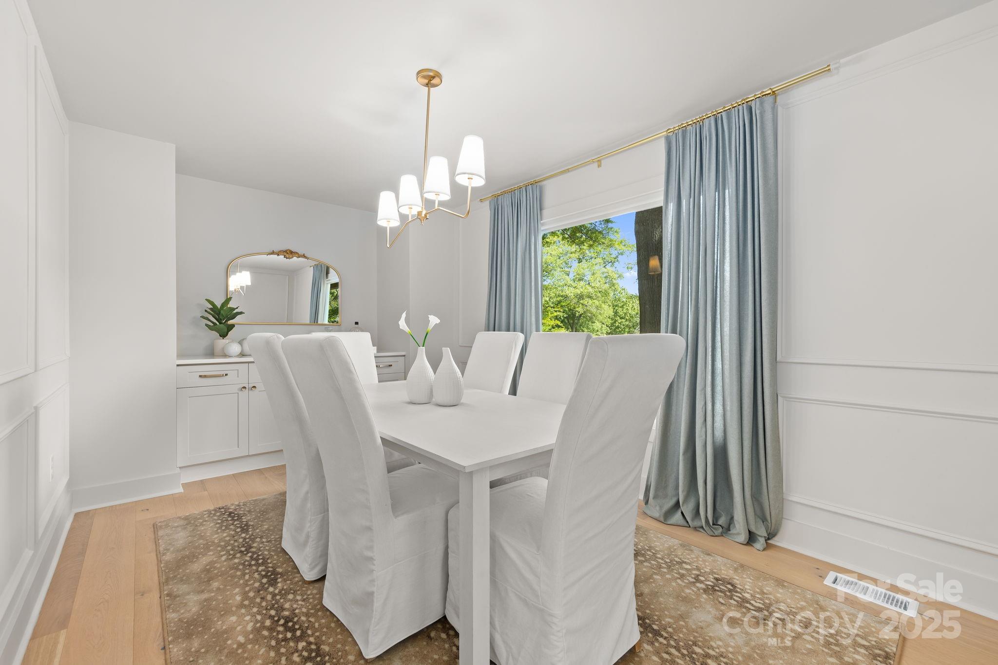 2411 Ainsdale Road