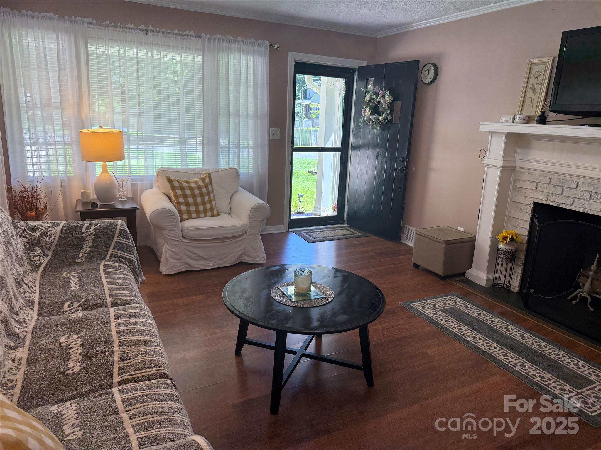 708 East Street Unit: 8,9
