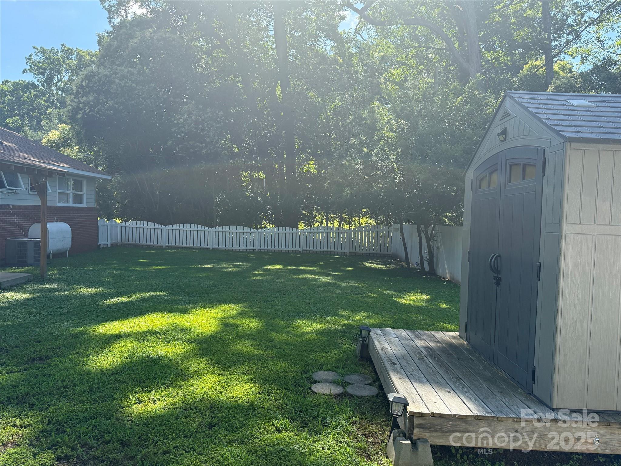 708 East Street Unit: 8,9