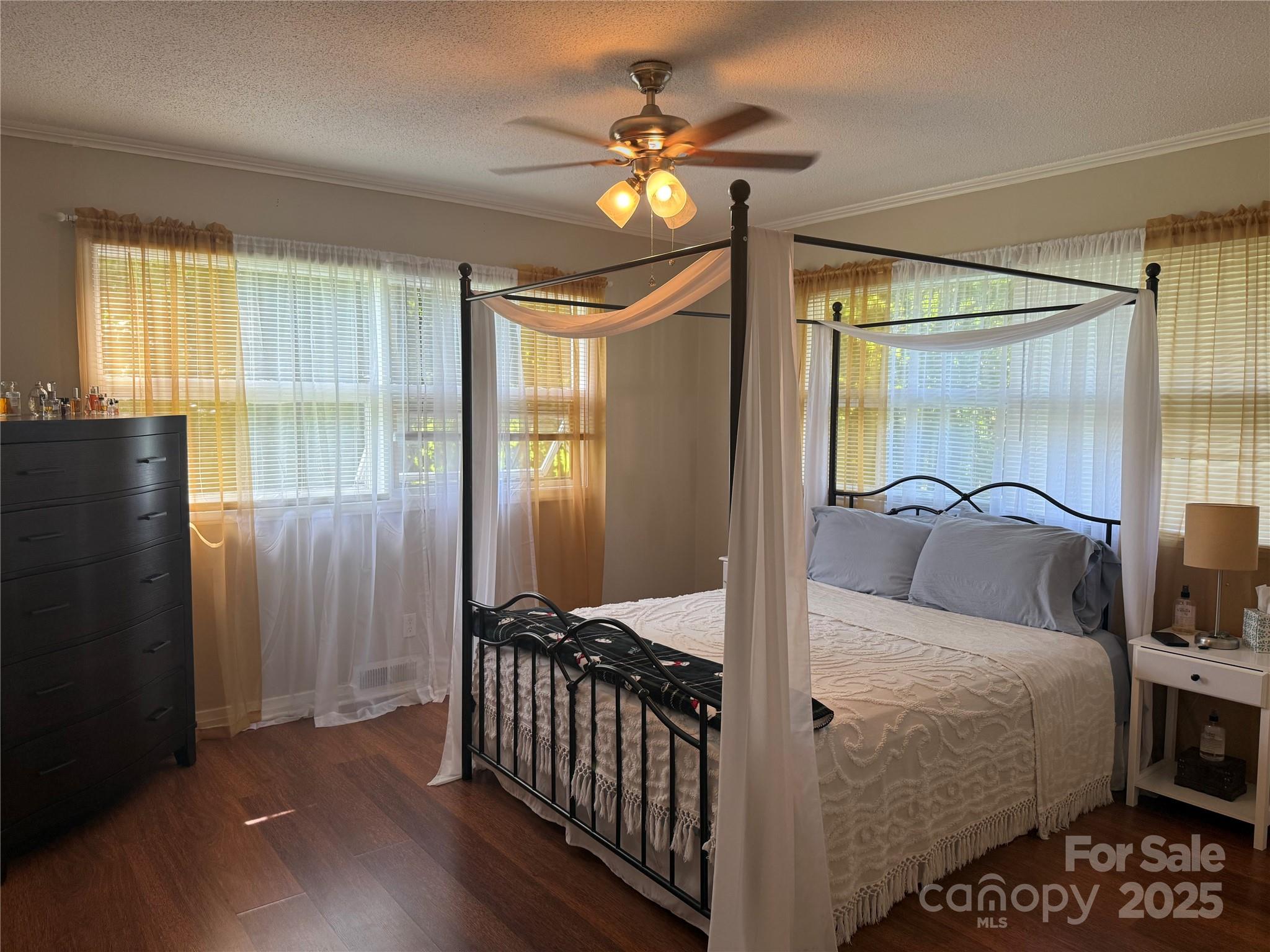 708 East Street Unit: 8,9