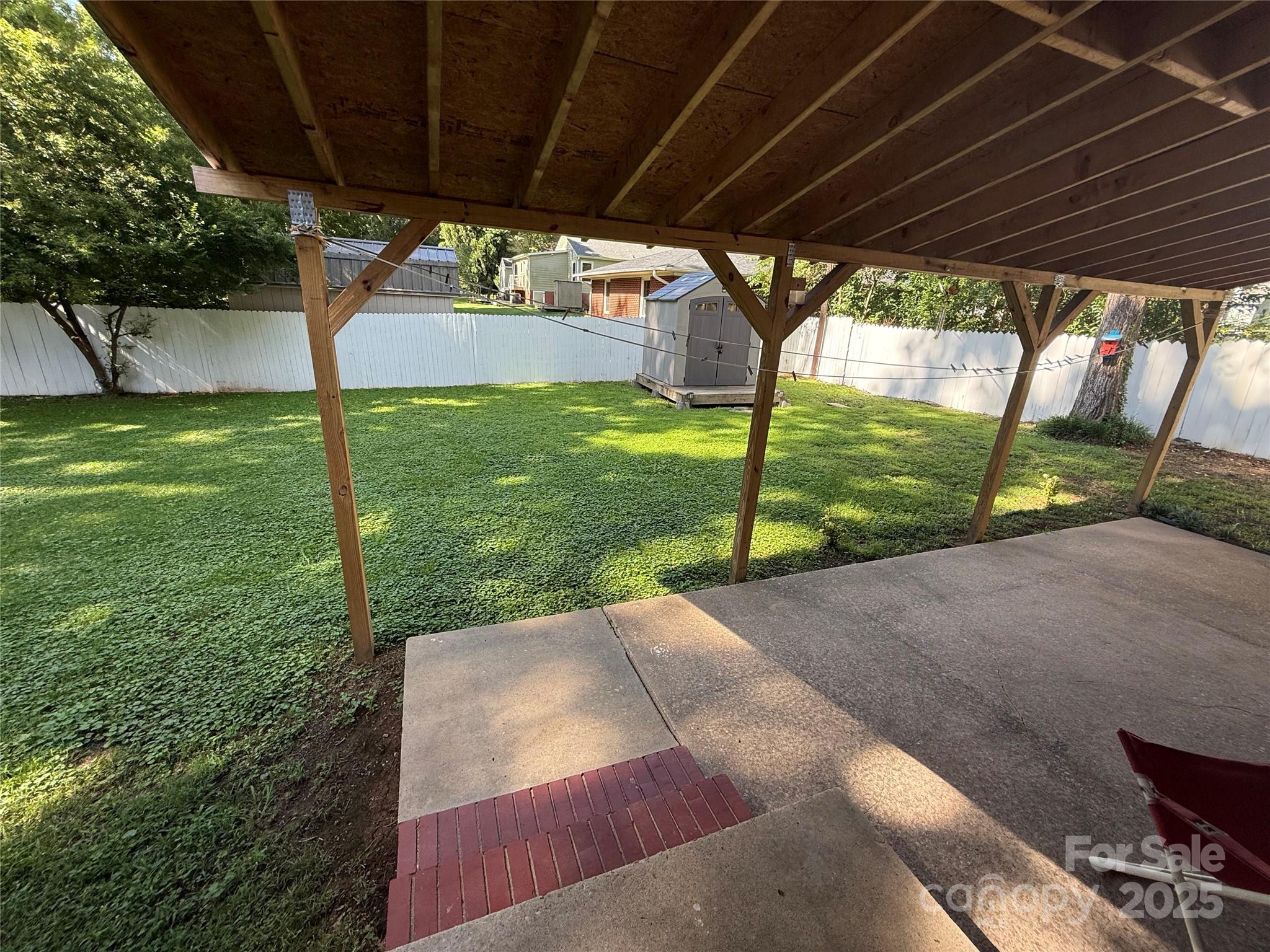 708 East Street Unit: 8,9