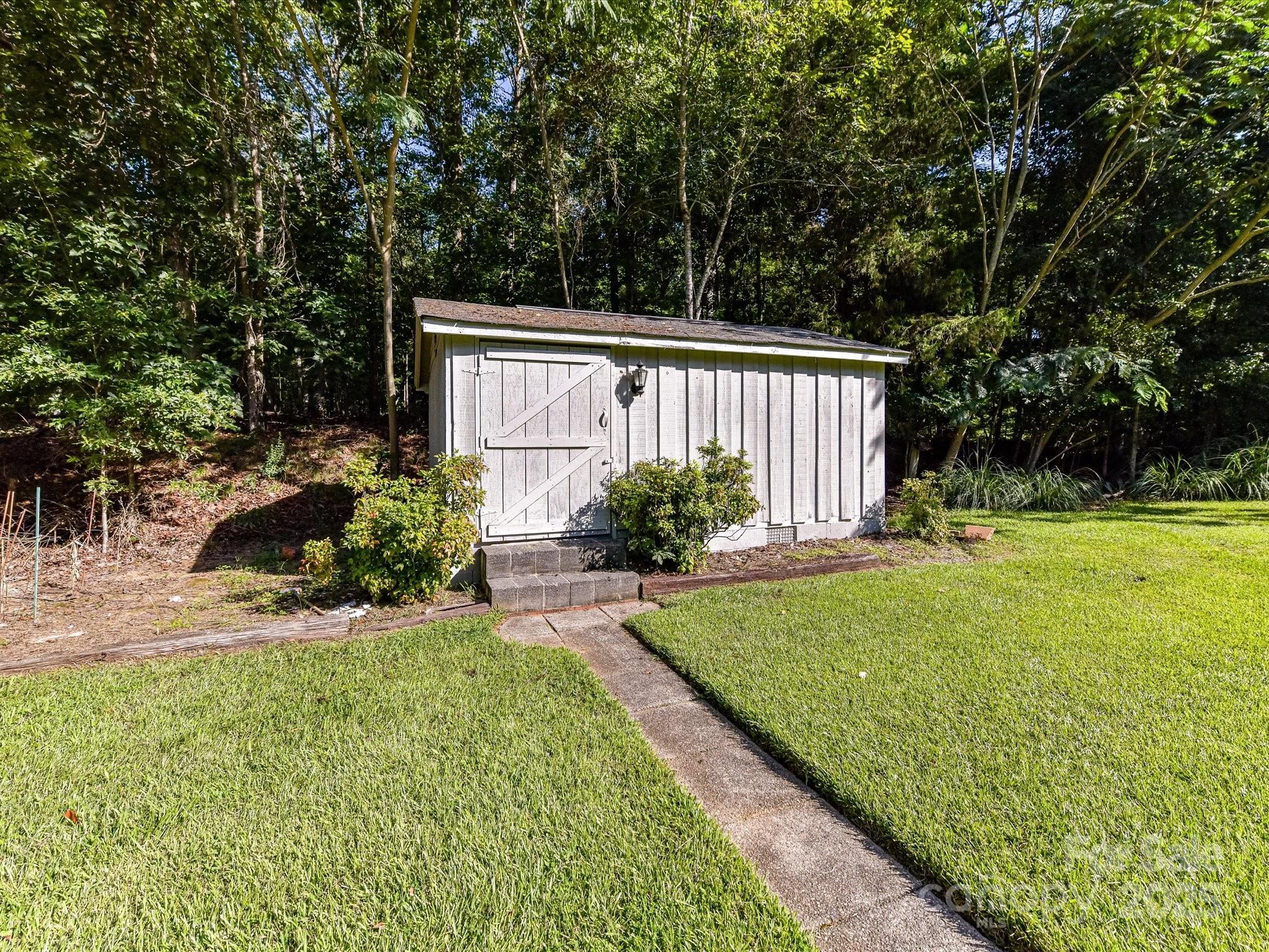 23353 Lake Tillery Road
