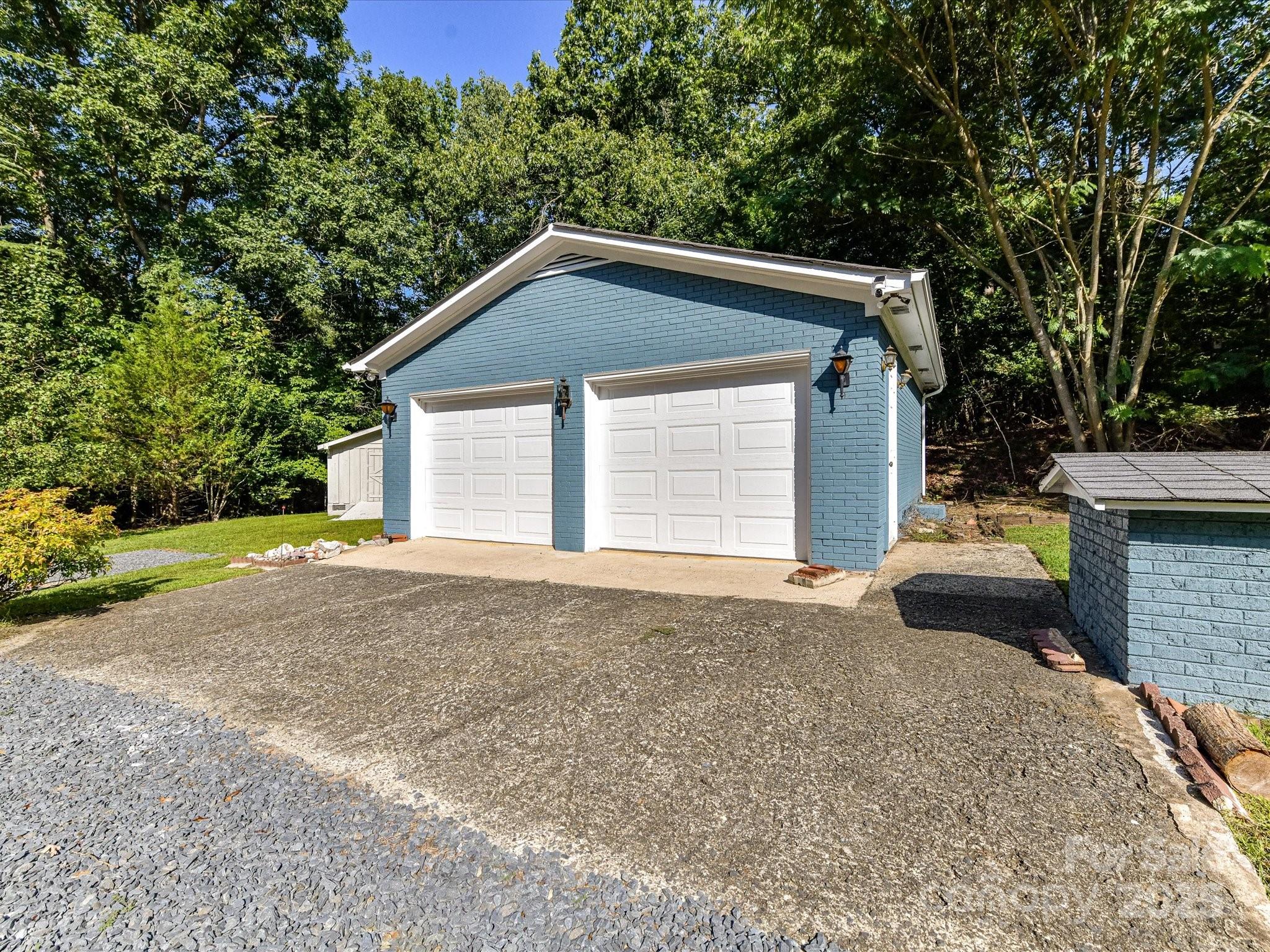 23353 Lake Tillery Road