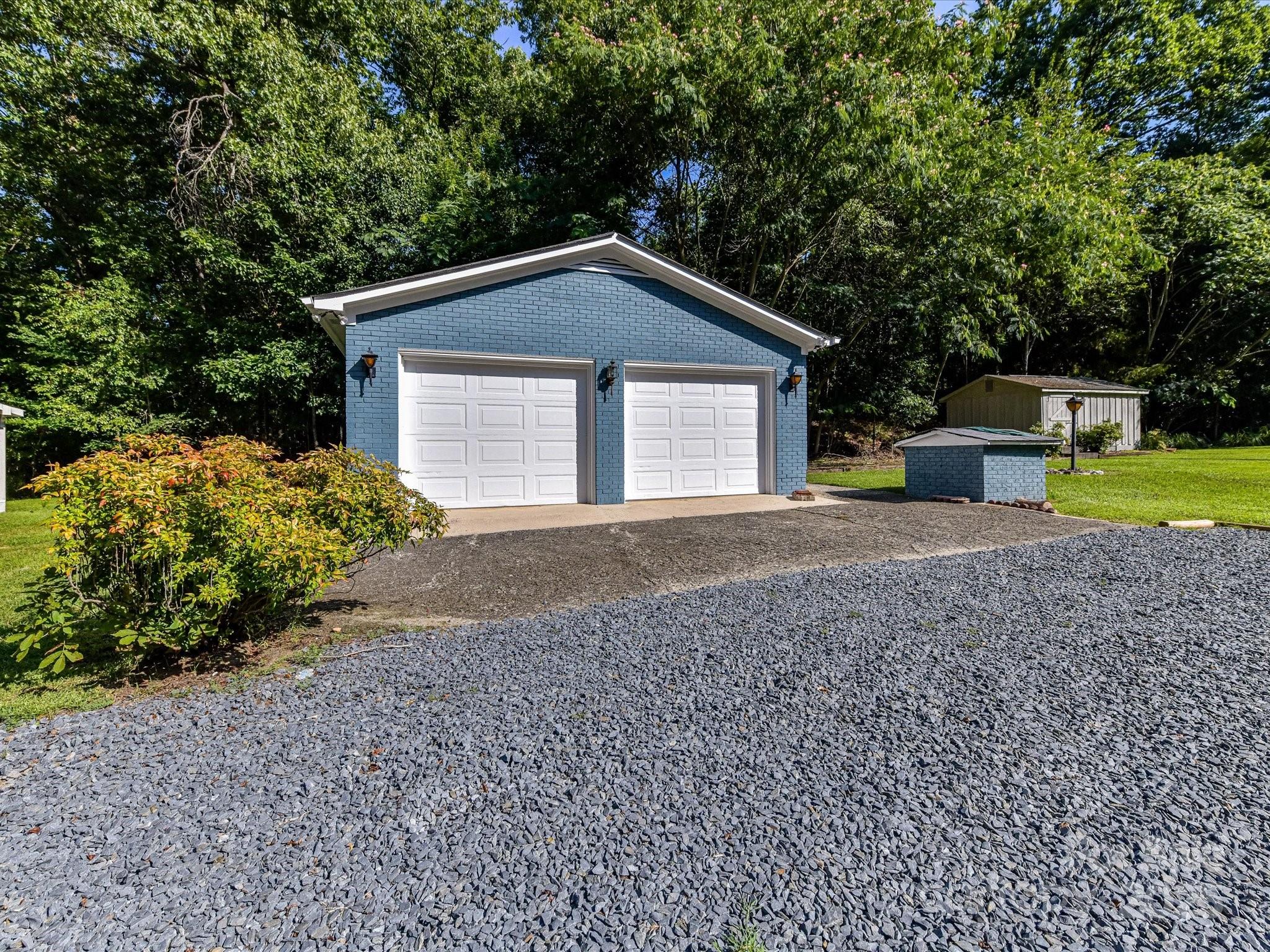 23353 Lake Tillery Road