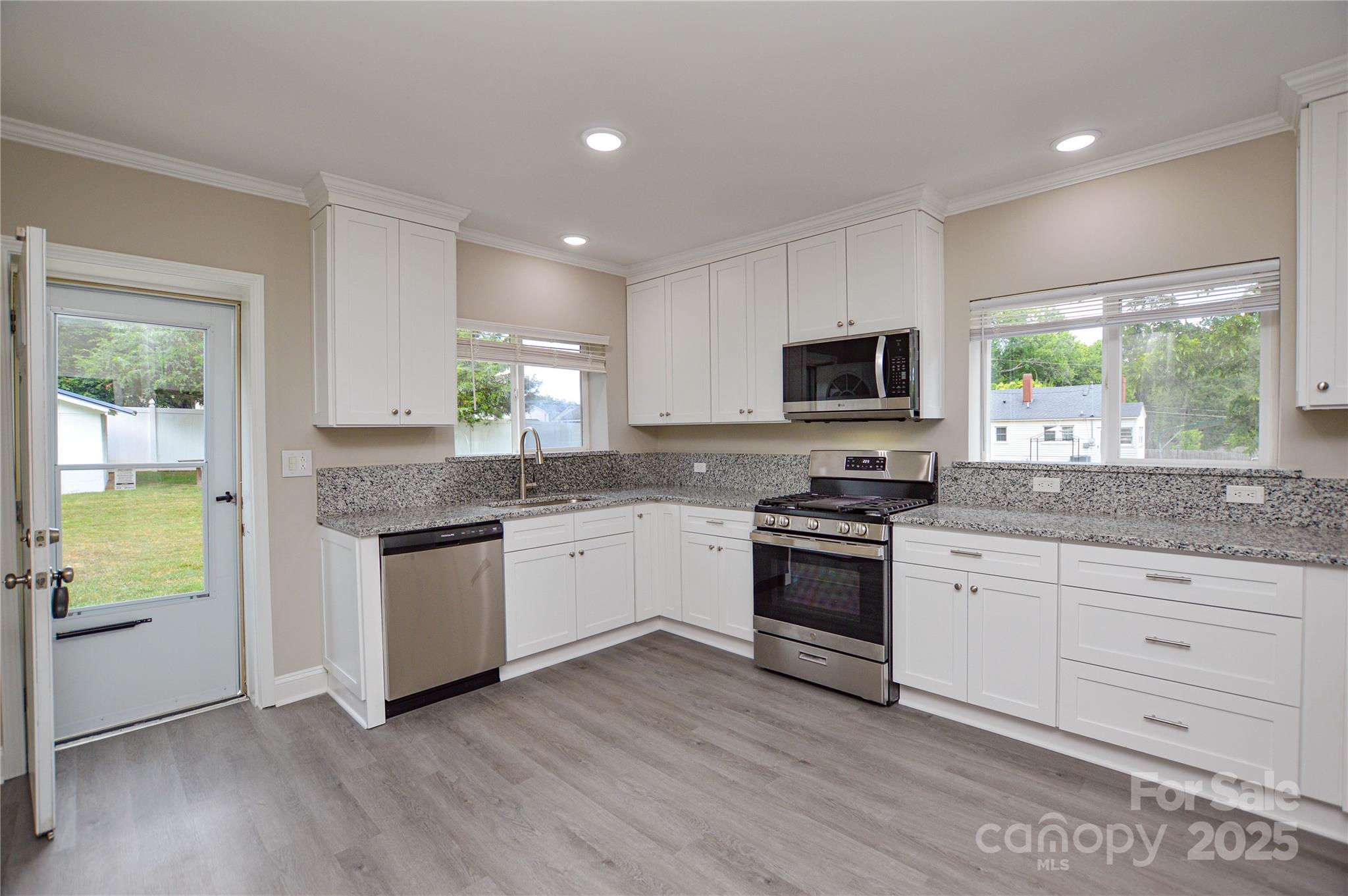 1312 Dogwood Avenue