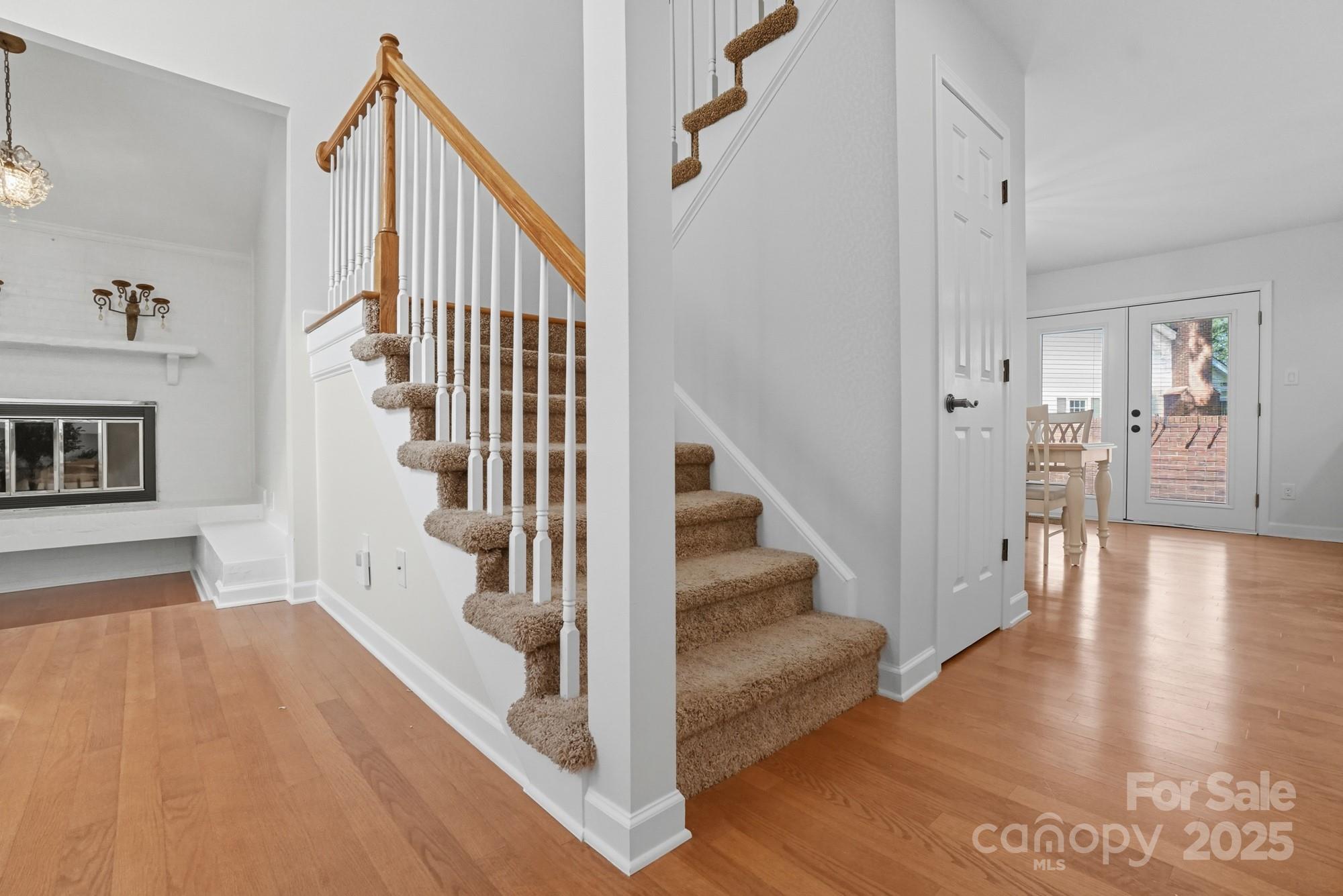9221 N Vicksburg Park Court