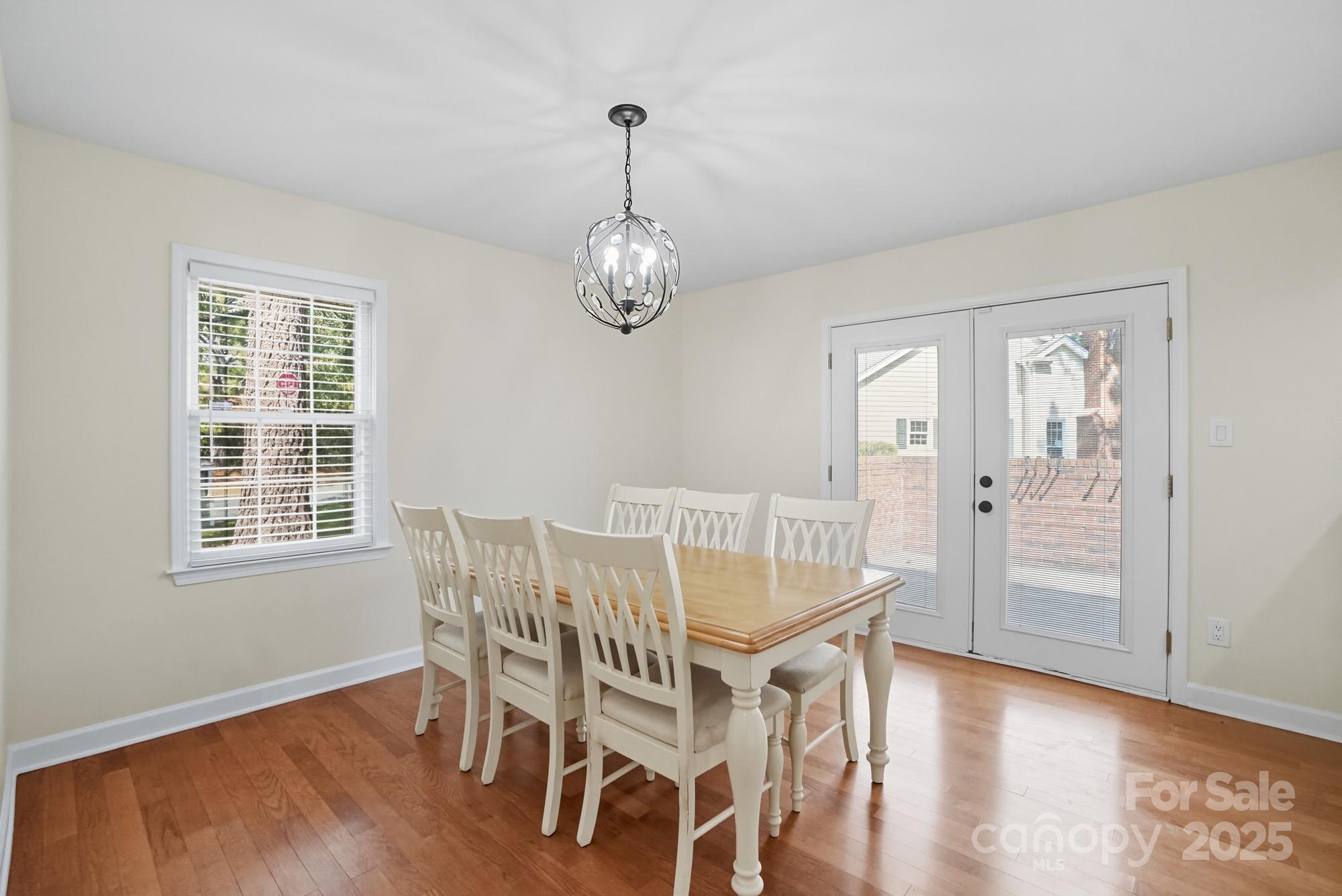 9221 N Vicksburg Park Court