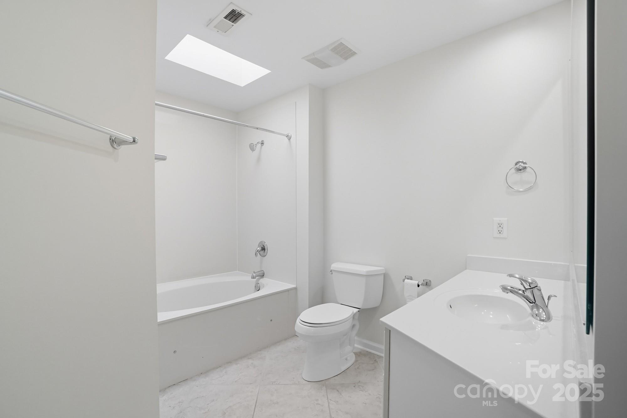 9221 N Vicksburg Park Court