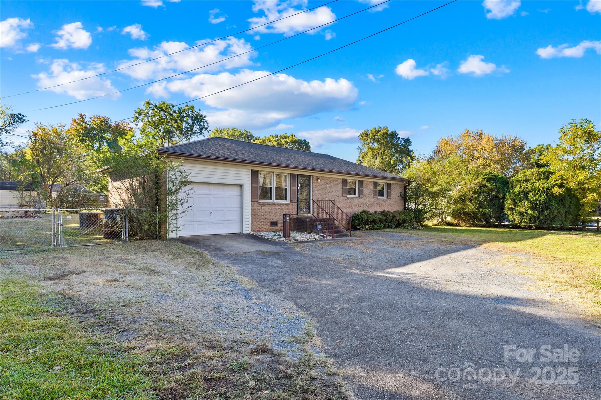 1208 Stallings Road