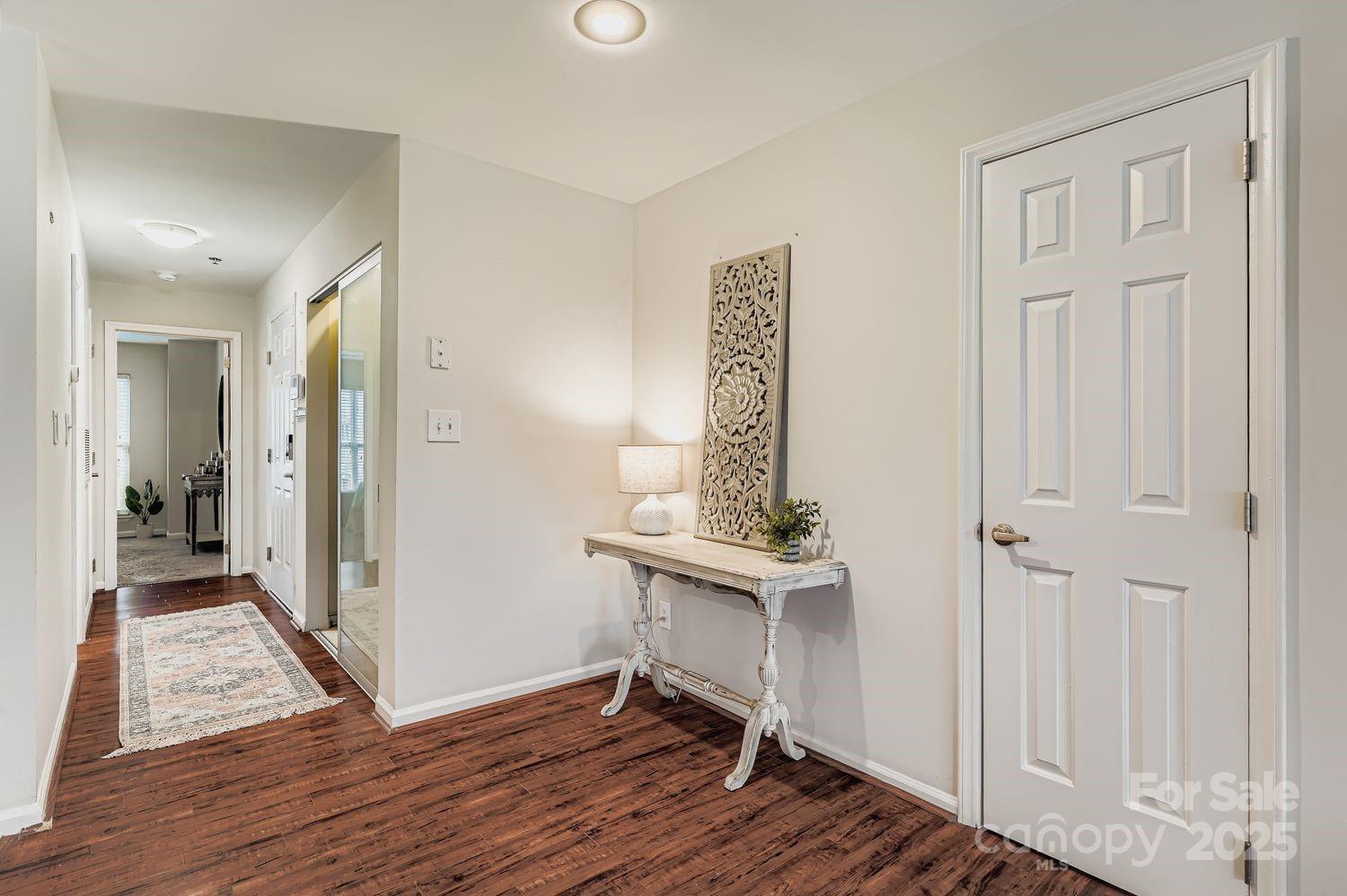 529 N Graham Street Unit: 2G