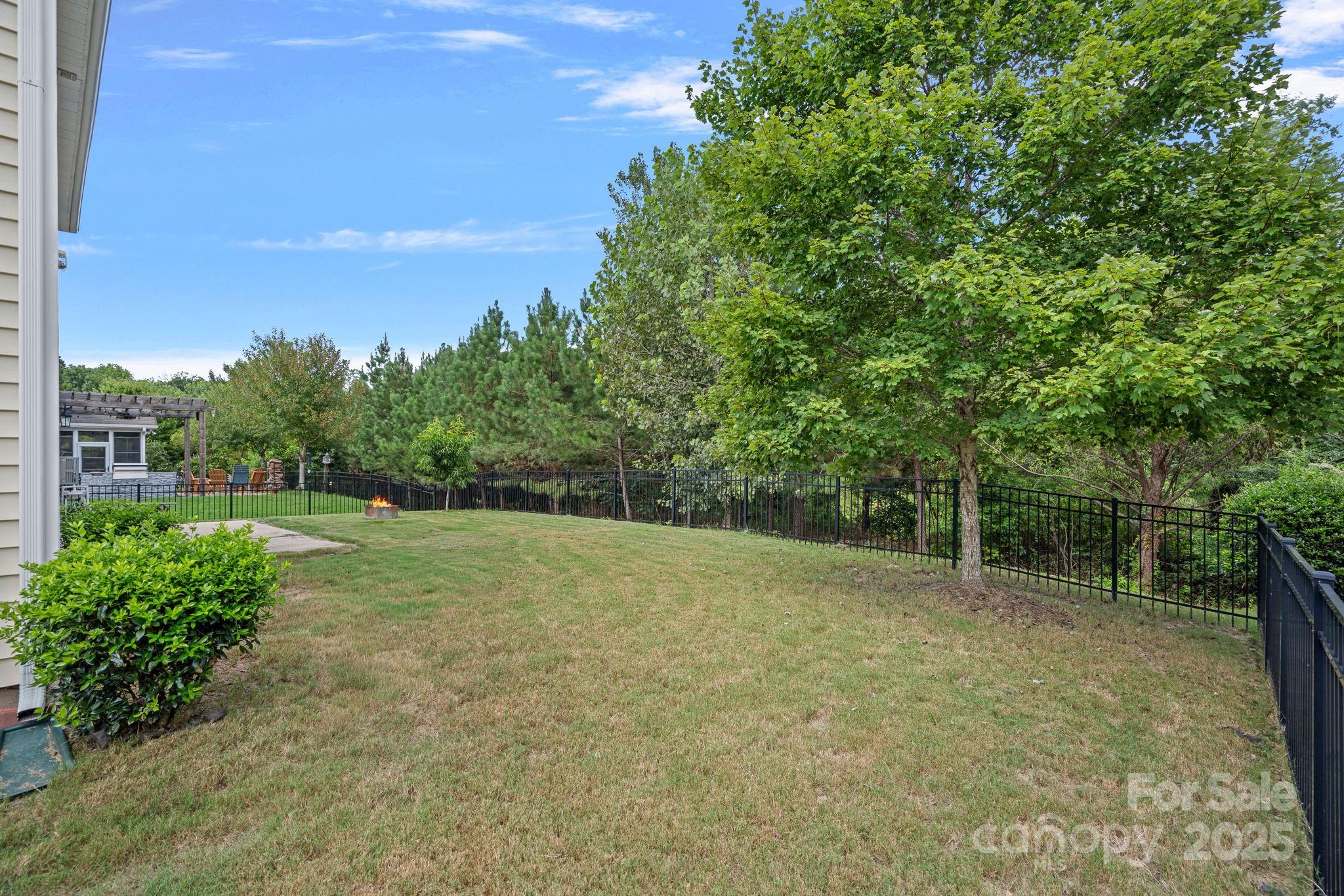 2079 Lakebridge Drive