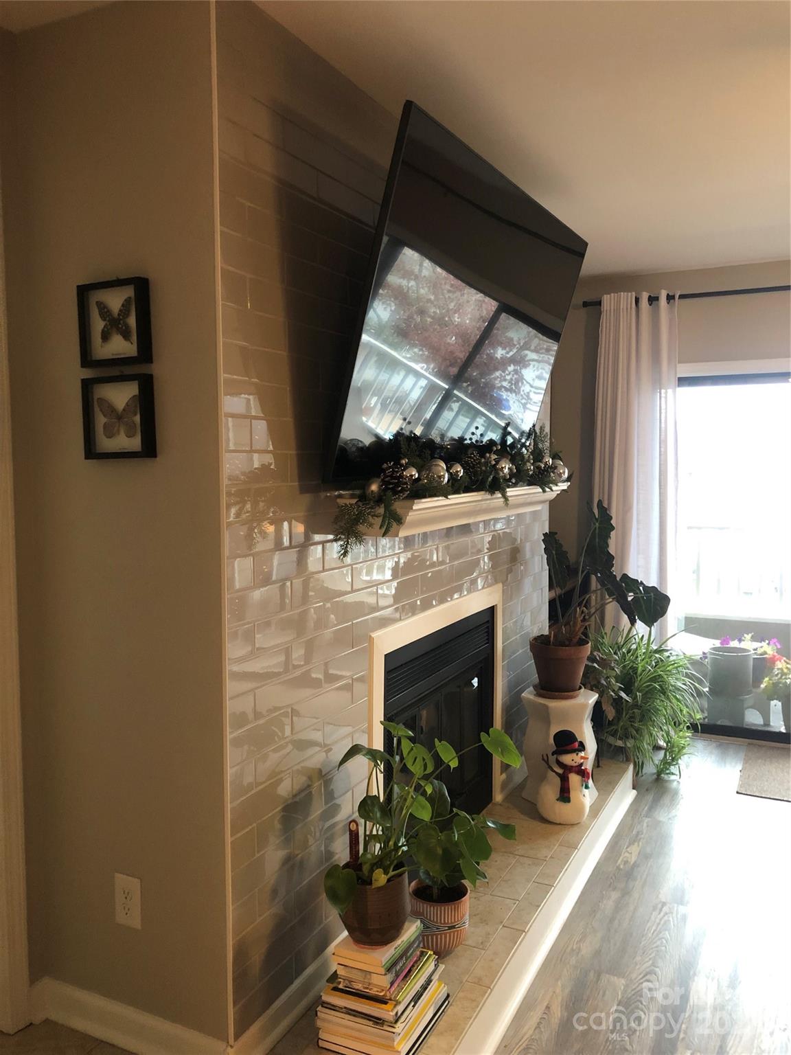 9801 Emerald Point Drive Unit: 7