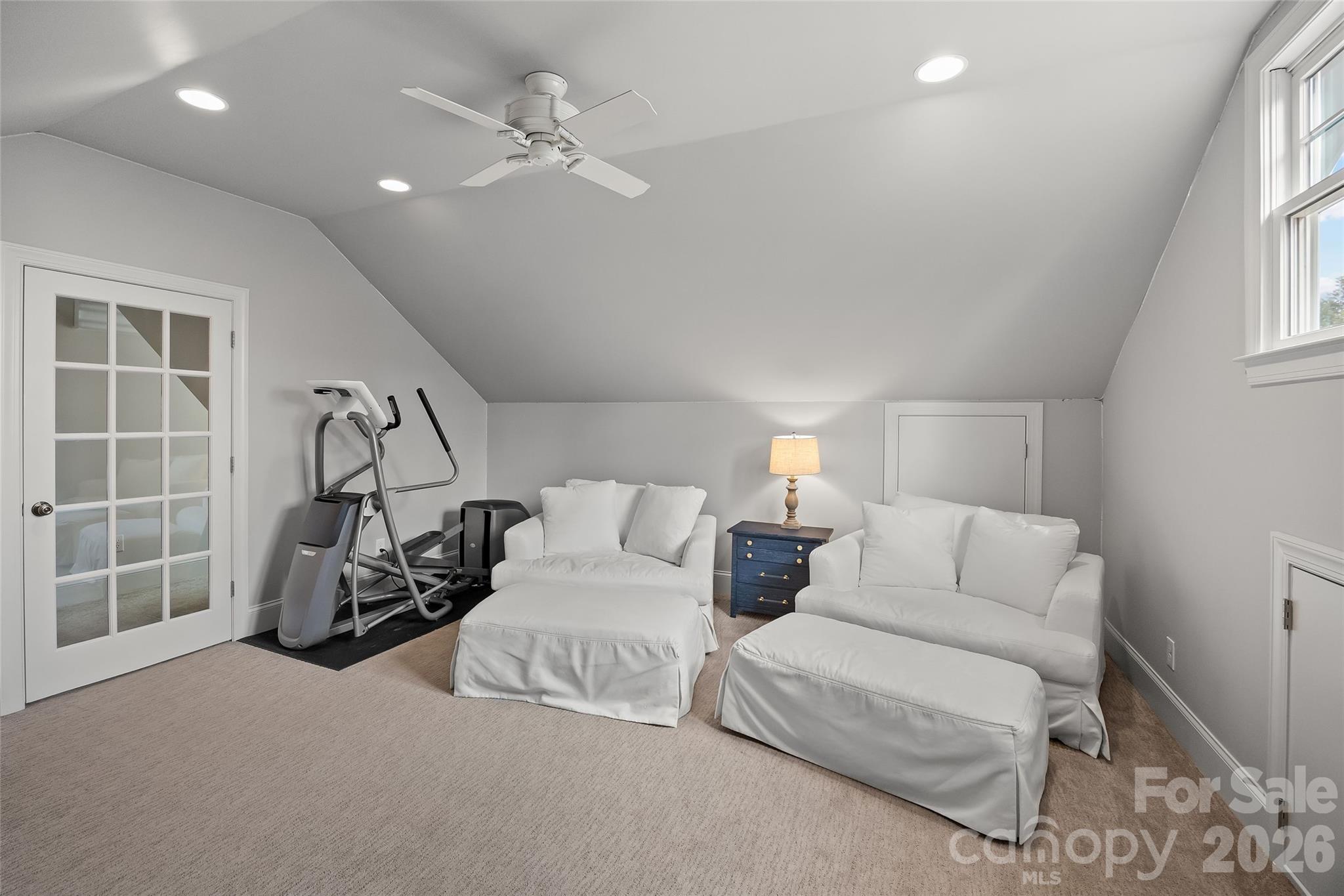 1407 Lilac Road
