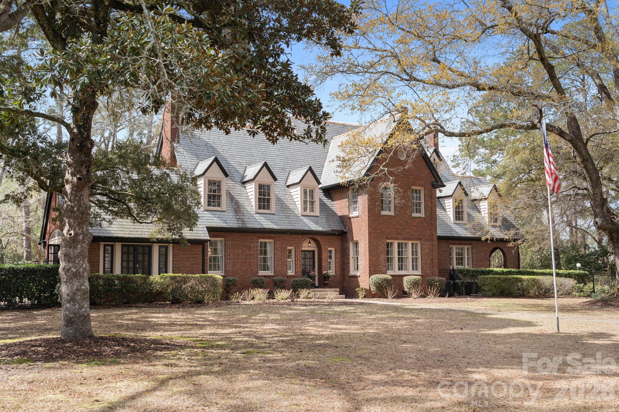 1503 Elm Street