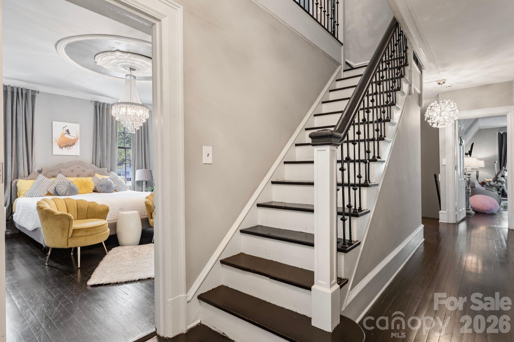 1503 Elm Street