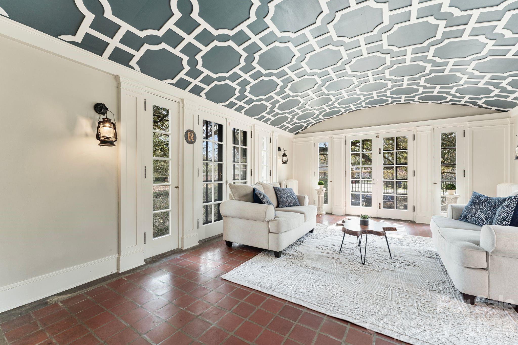 1503 Elm Street