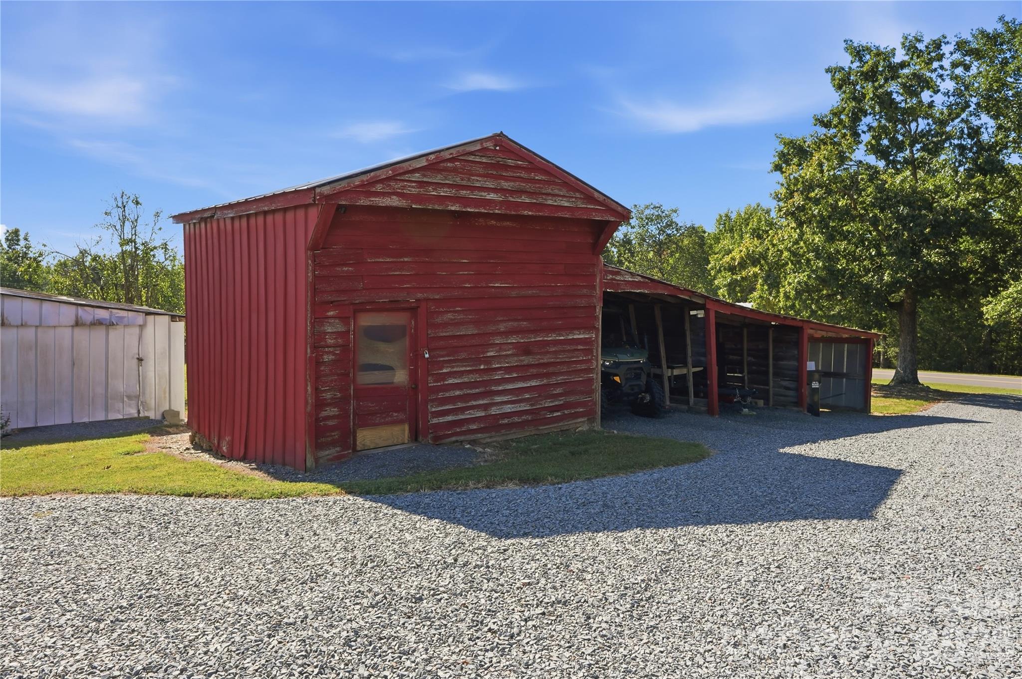 32492 & 32372 Hugh Road