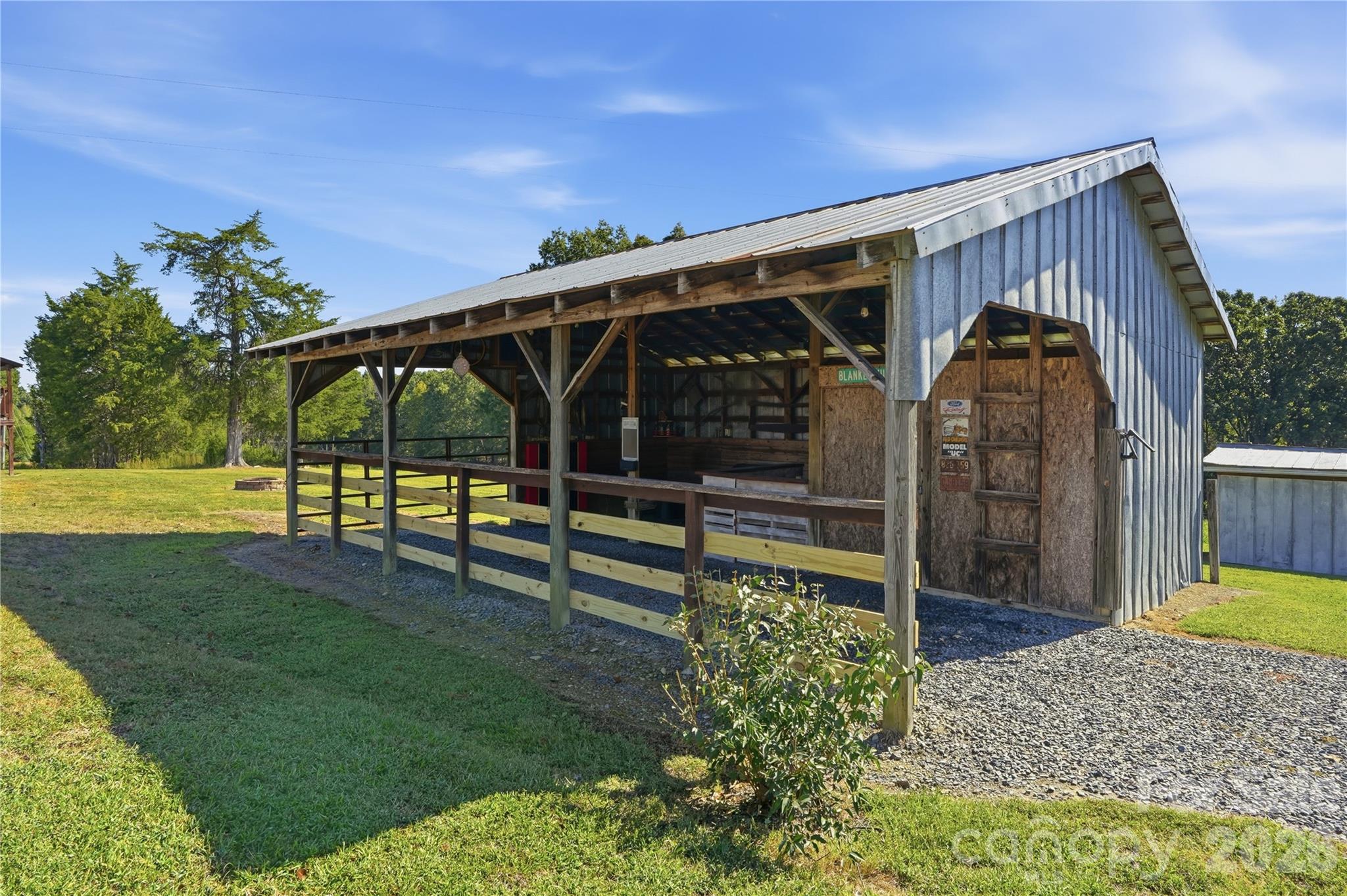 32492 & 32372 Hugh Road