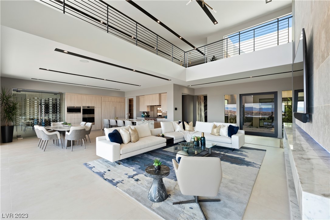 5 Falling Ridge Lane