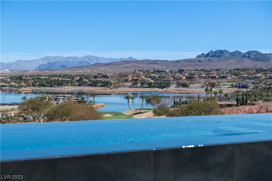 5 Falling Ridge Lane