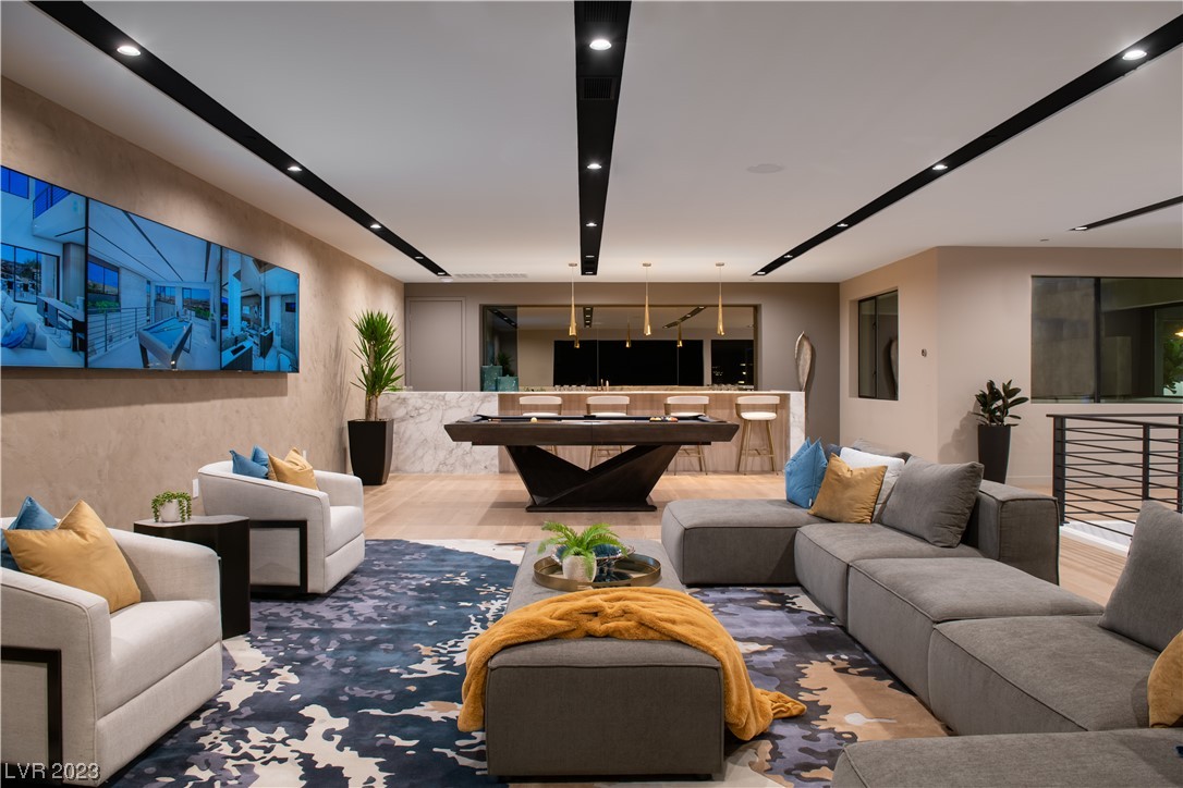 5 Falling Ridge Lane