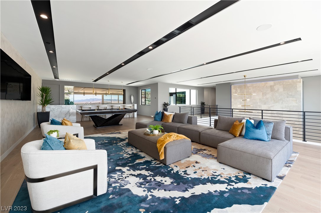 5 Falling Ridge Lane