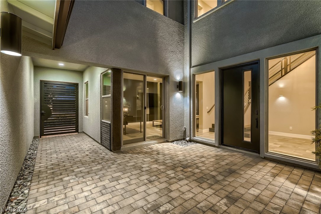 6802 Double Star Street