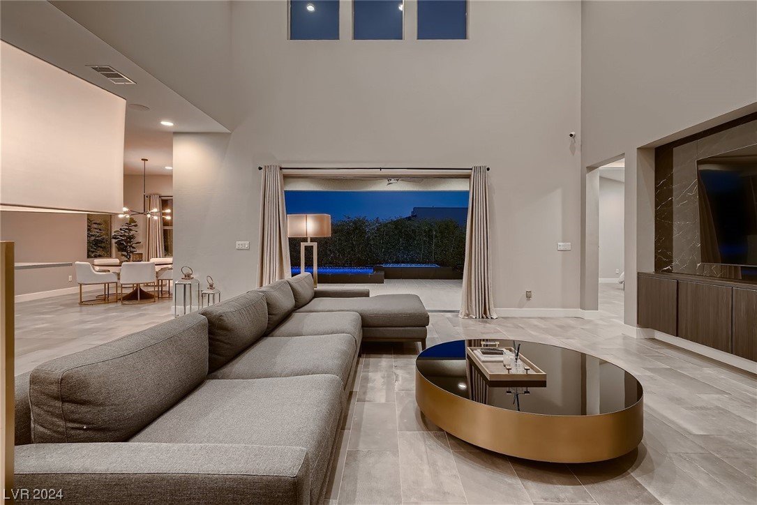 6802 Double Star Street