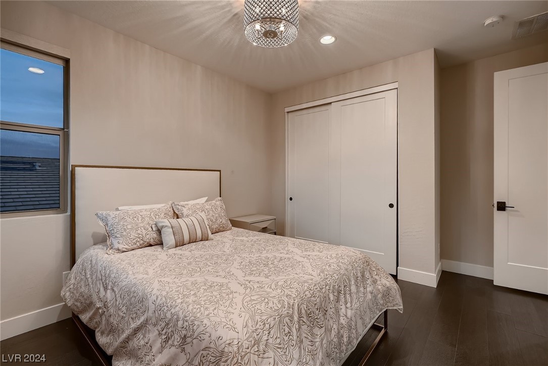 6802 Double Star Street