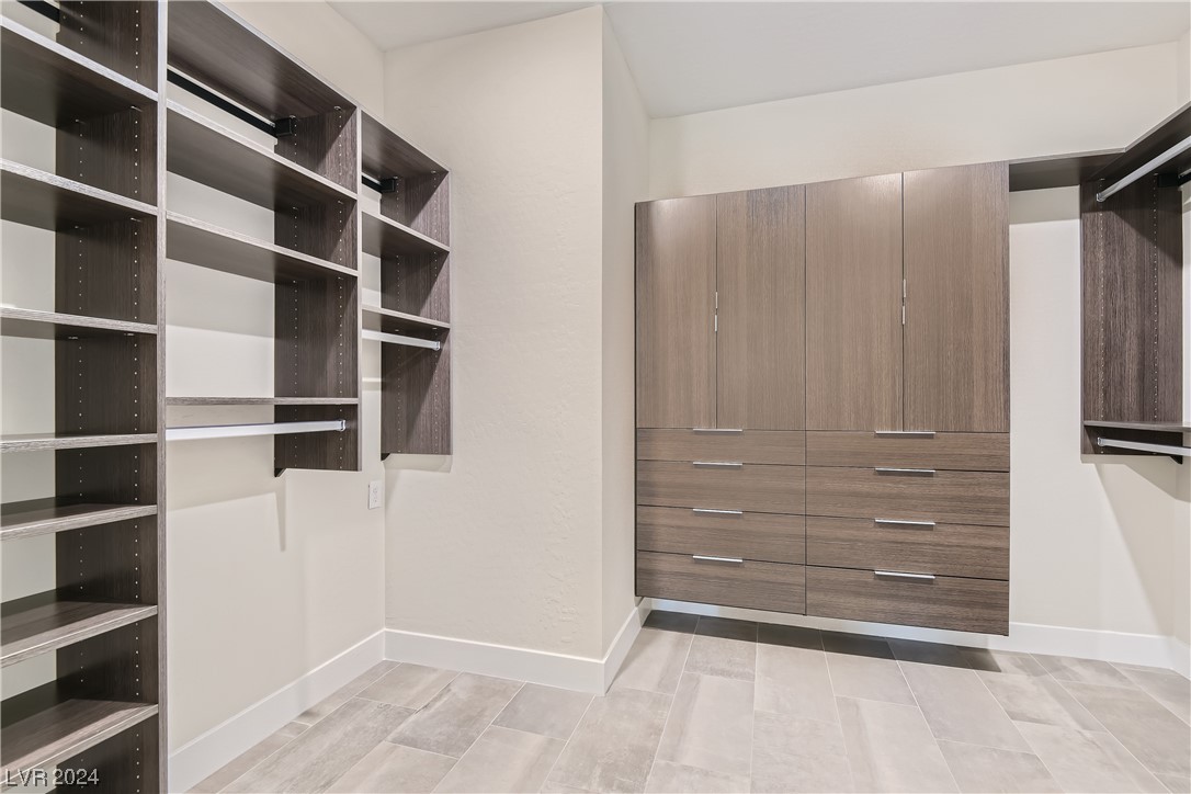 6802 Double Star Street