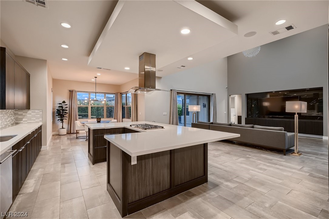 6802 Double Star Street