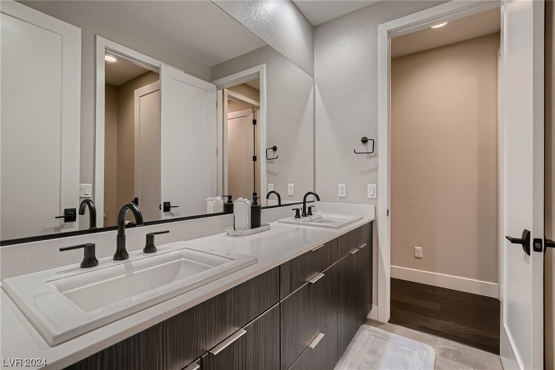 6802 Double Star Street