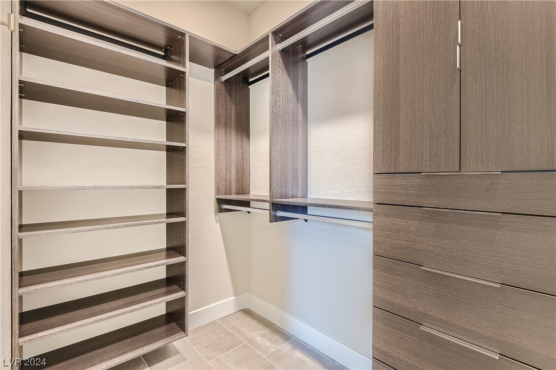 6802 Double Star Street