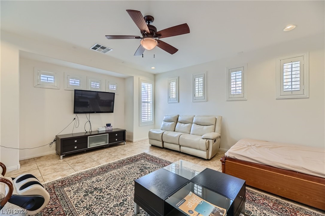 2657 French Roast Place