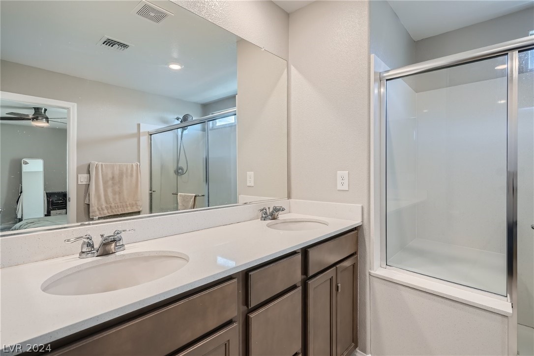 9277 Quartz Hills Avenue