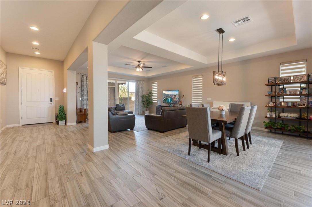 11851 Cogoleto Avenue