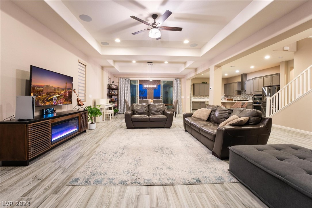 11851 Cogoleto Avenue