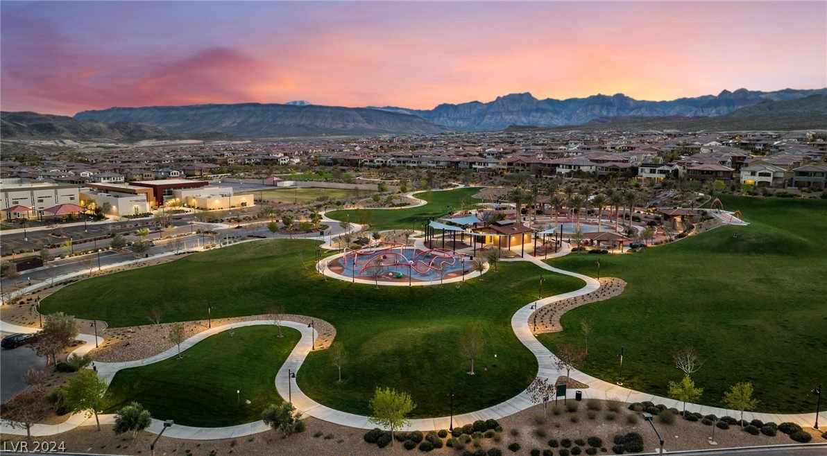 11851 Cogoleto Avenue